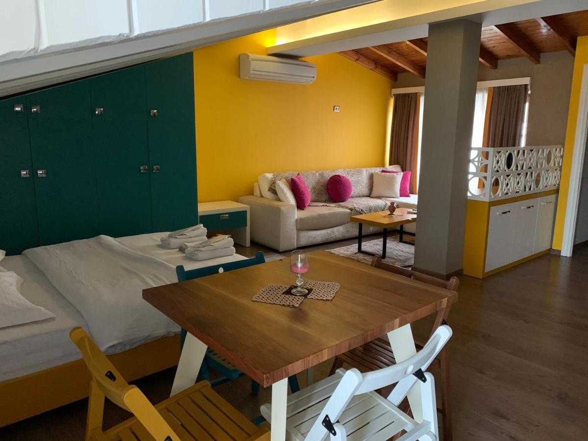 Guest House People كورتشي المظهر الخارجي الصورة